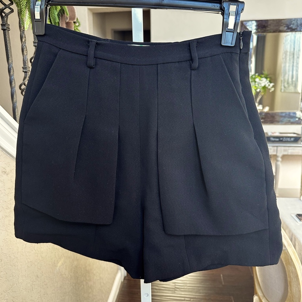 Maeve by Anthropologie | High waisted trouser shorts with pockets | Sz 4